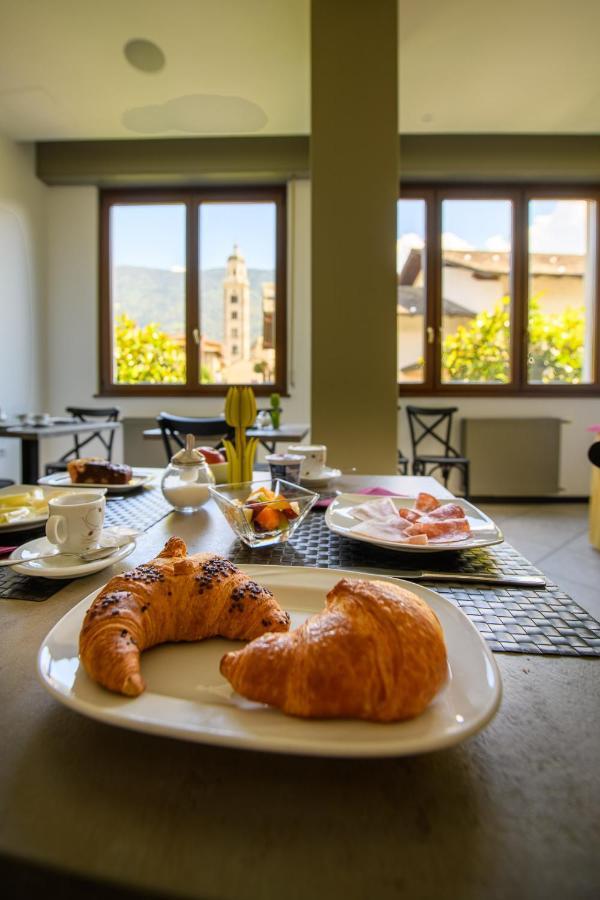 Hotel La Rotonda Tirano Eksteriør billede