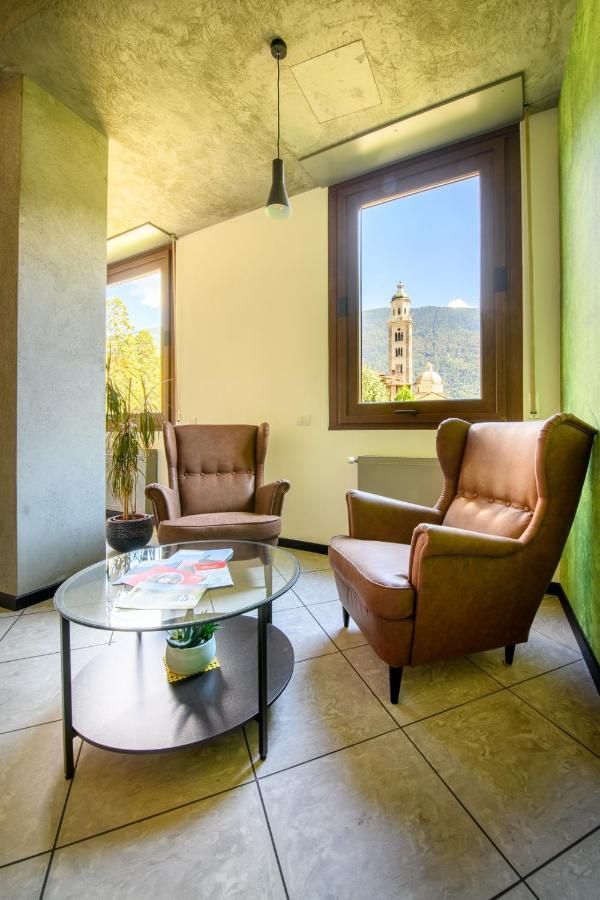 Hotel La Rotonda Tirano Eksteriør billede