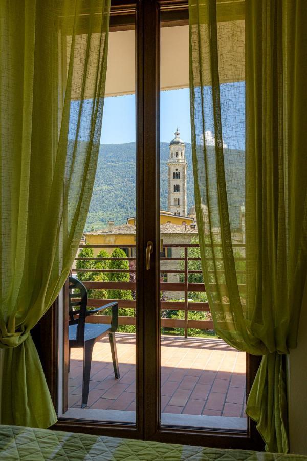 Hotel La Rotonda Tirano Eksteriør billede