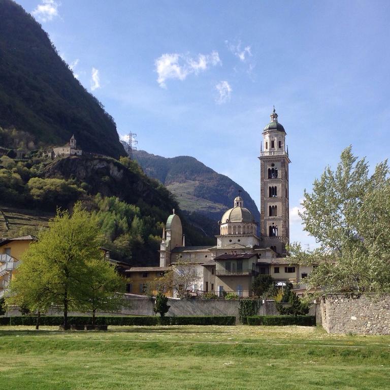 Hotel La Rotonda Tirano Eksteriør billede