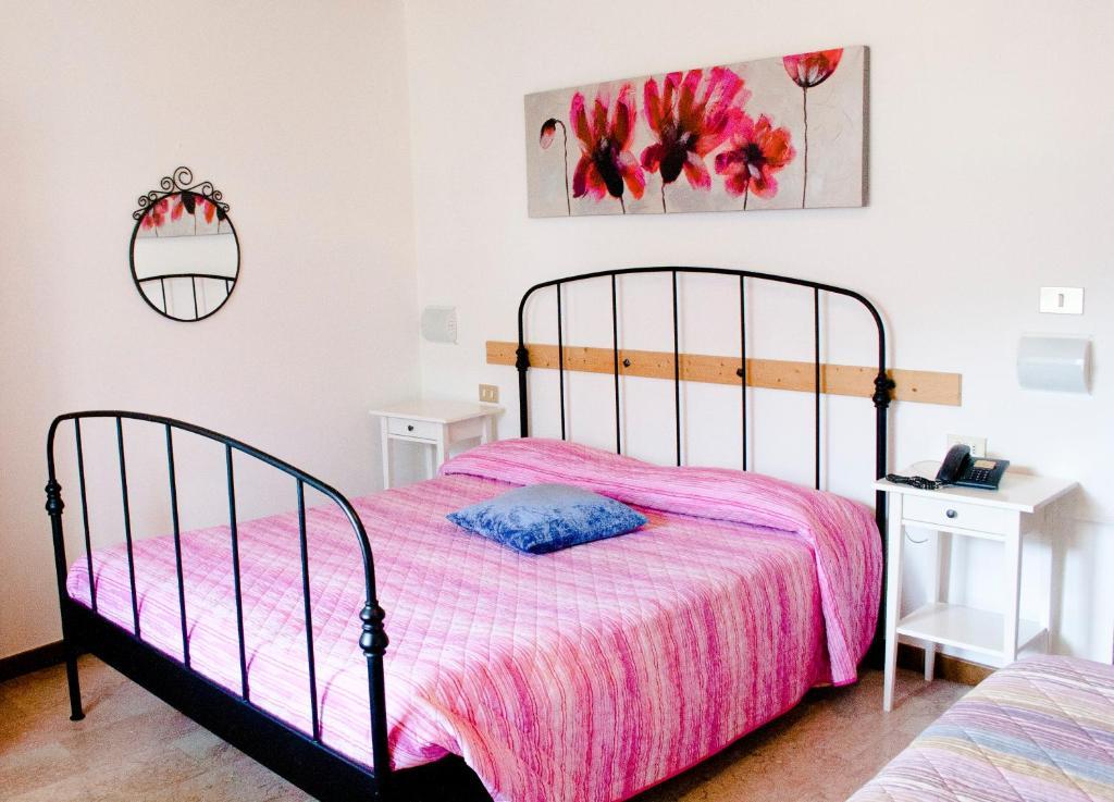 Hotel La Rotonda Tirano Værelse billede