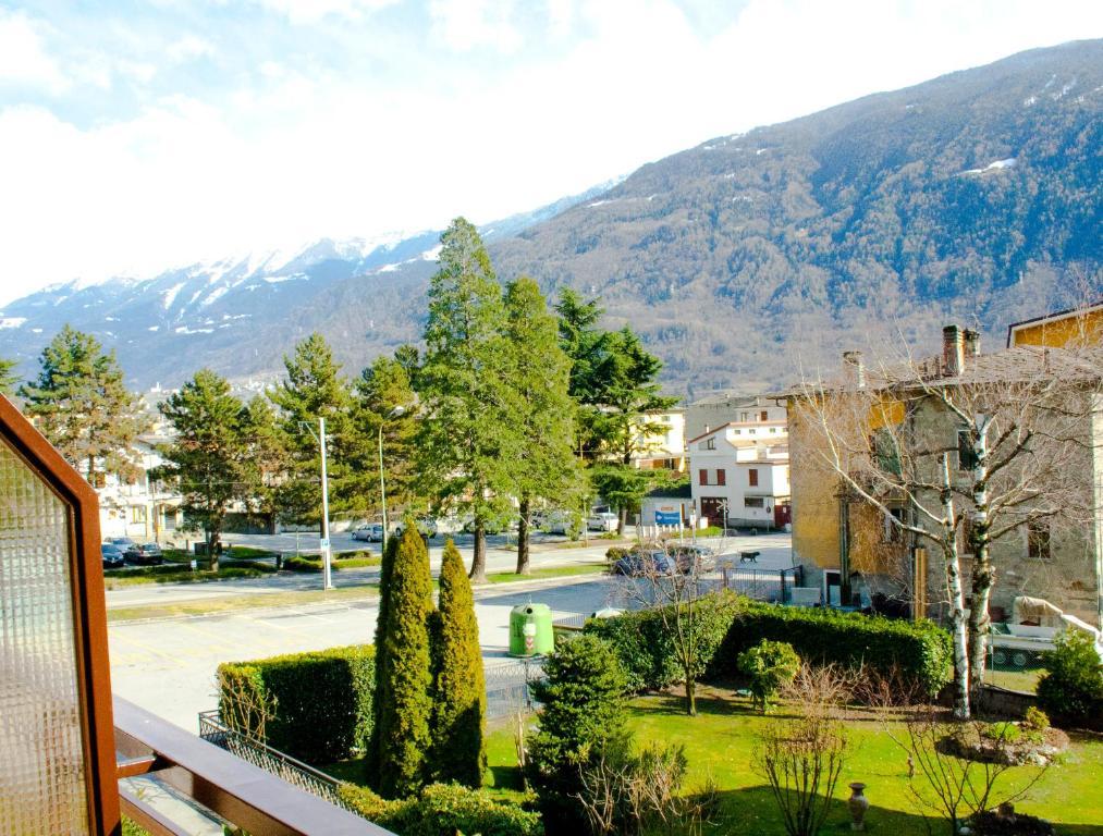 Hotel La Rotonda Tirano Eksteriør billede